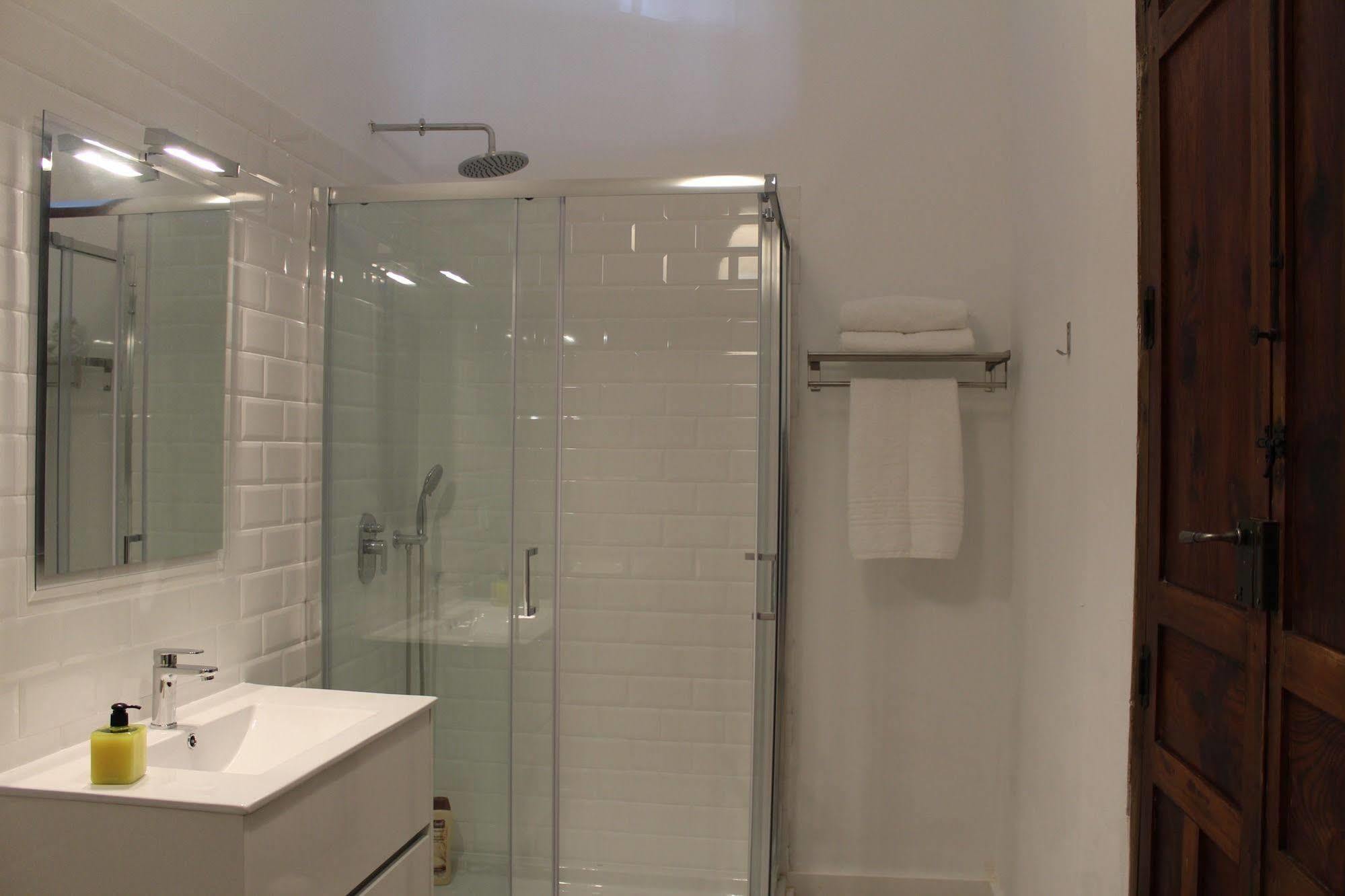 Nwt Paradise Urban Hostel Alicante Extérieur photo