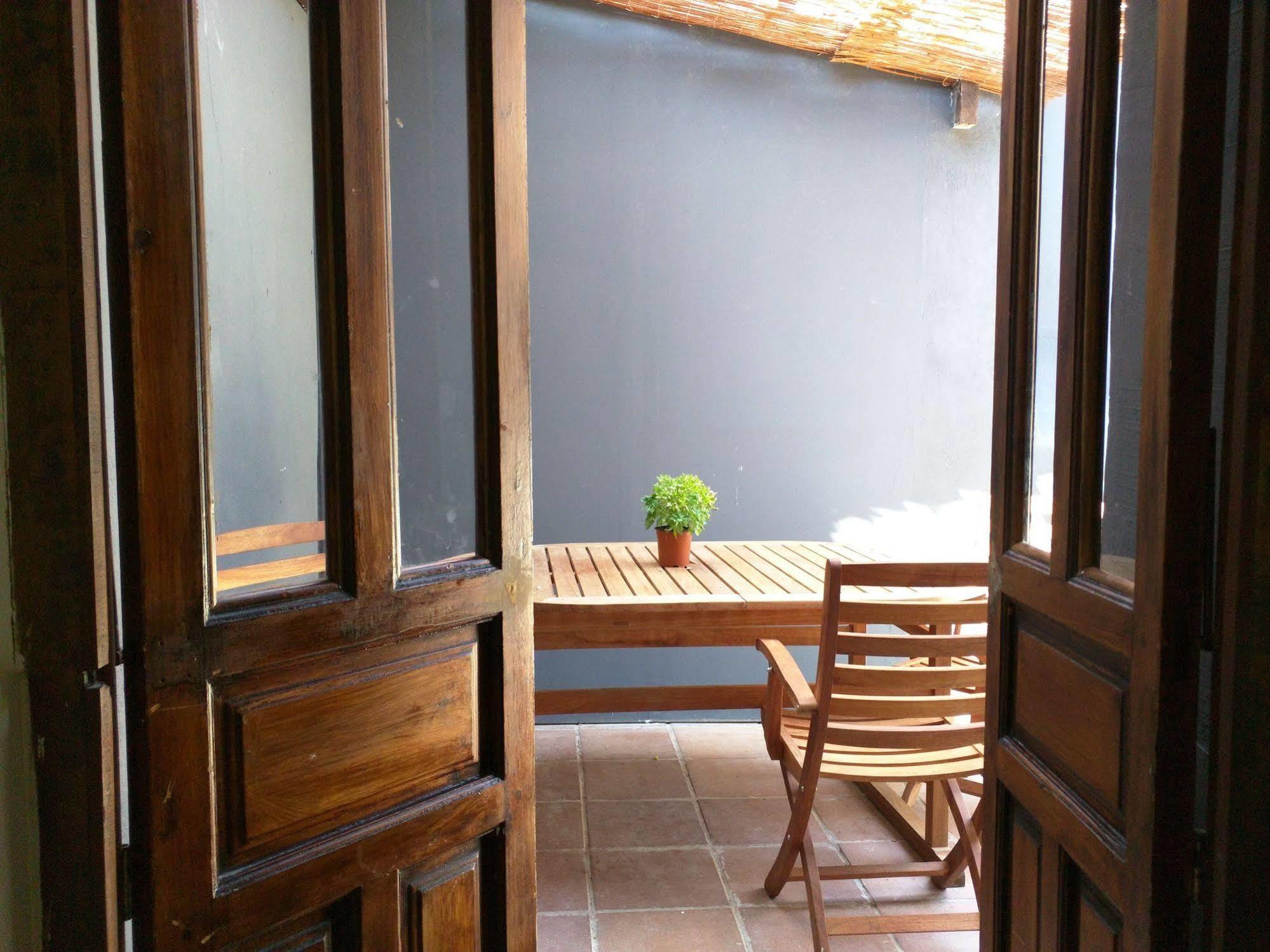 Nwt Paradise Urban Hostel Alicante Extérieur photo